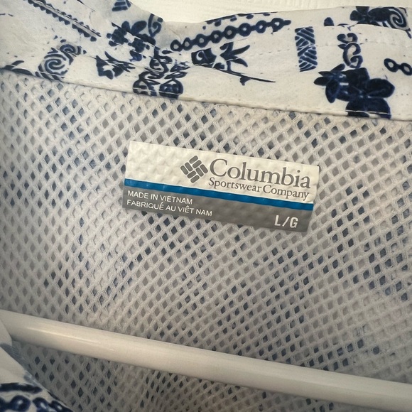 Columbia Sportswear PFG Shirt - Picture 5 of 5